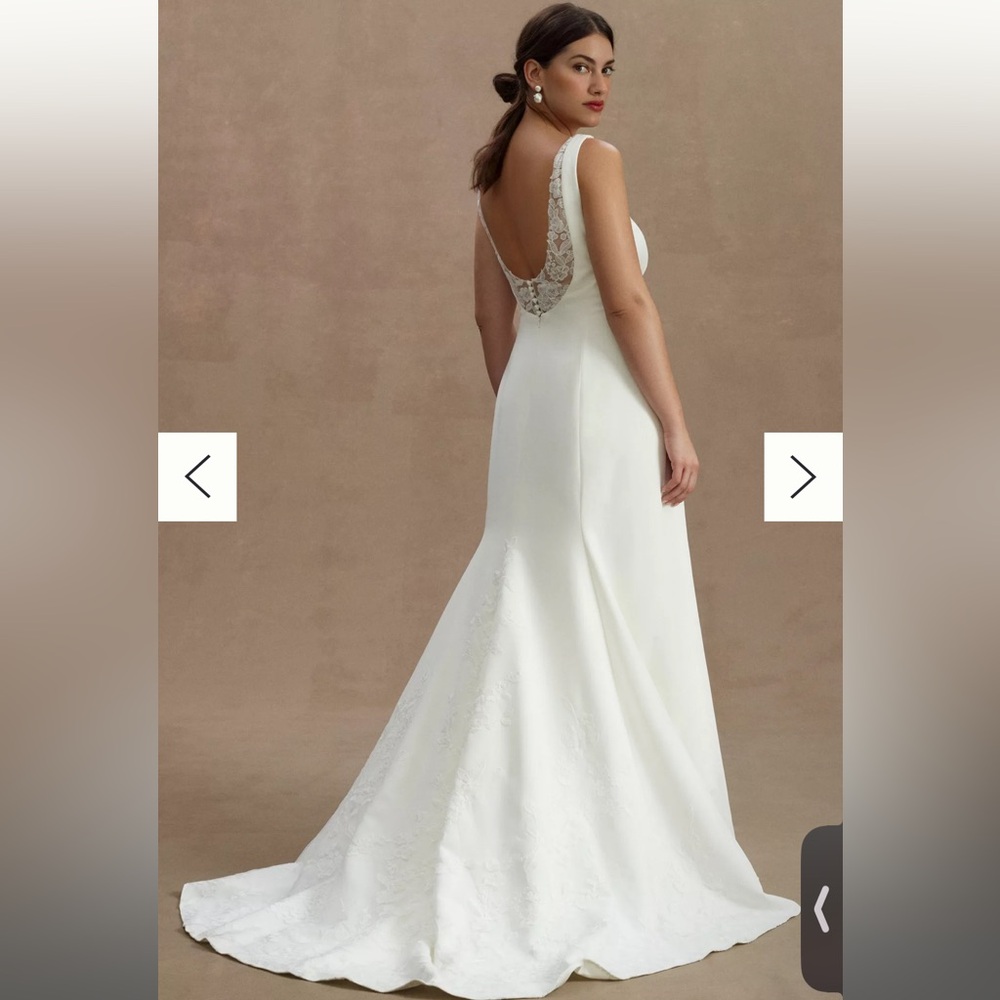Jenny by Jenny Yoo Portia Square-Neck Fit & Flare Crepe Wedding Gown size 14